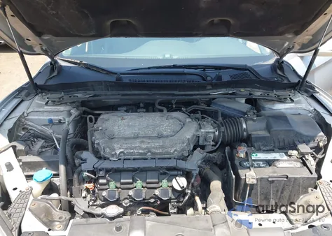 2013 Honda Accord Touring z USA, uszkodzony, nr VIN 1HGCR3F95DA041302